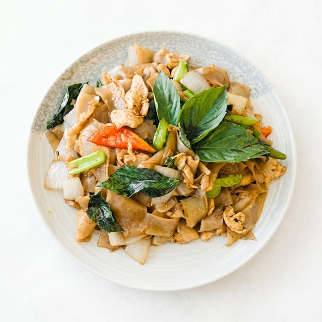 Vegan Pad Kee Mao.