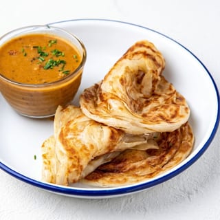 Roti with Massaman Curry Sauce