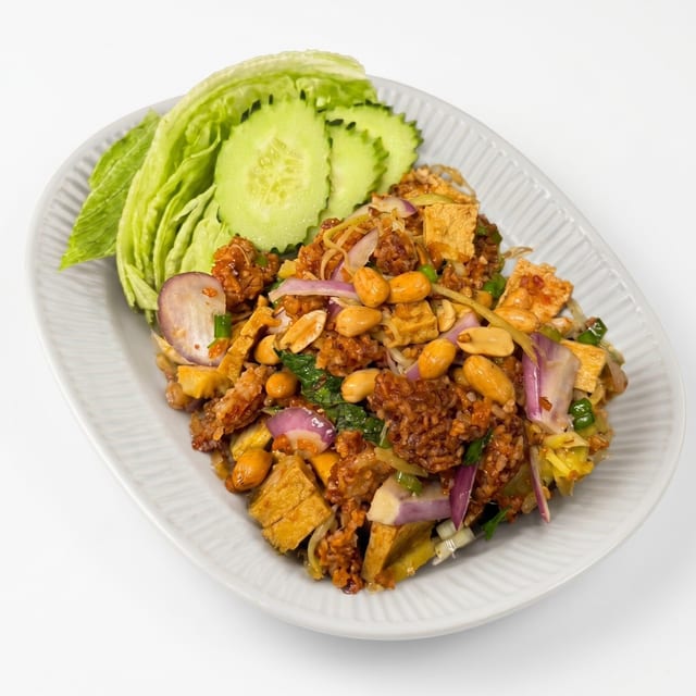 Nam Khao Tod Salad.