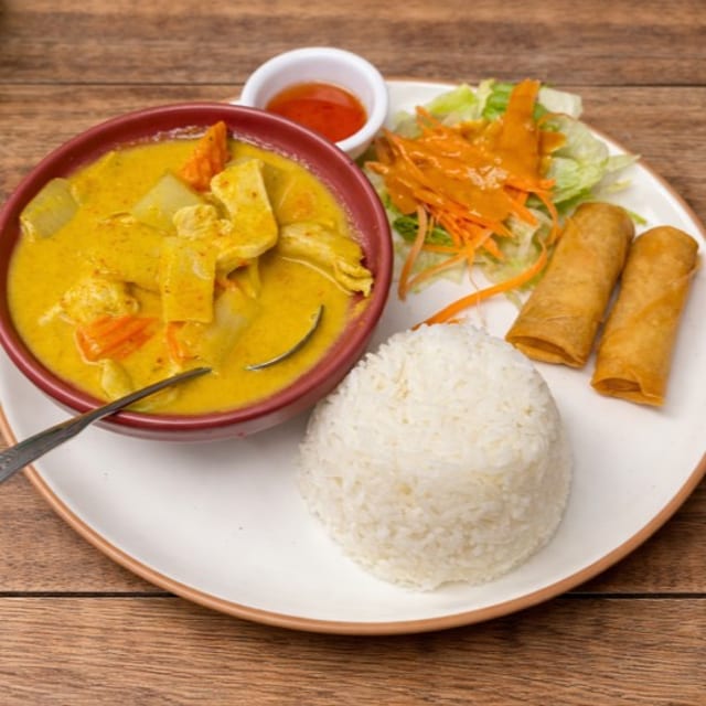 L Yellow Curry Set.