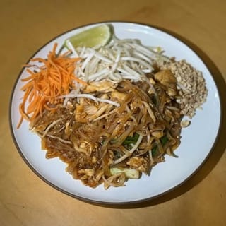 Ground Chicken Pad Thai Noodle