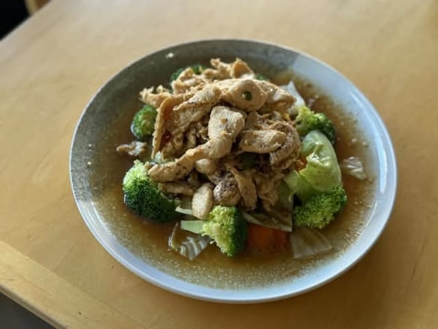 Ground Chicken Garlic Stir-Fried.